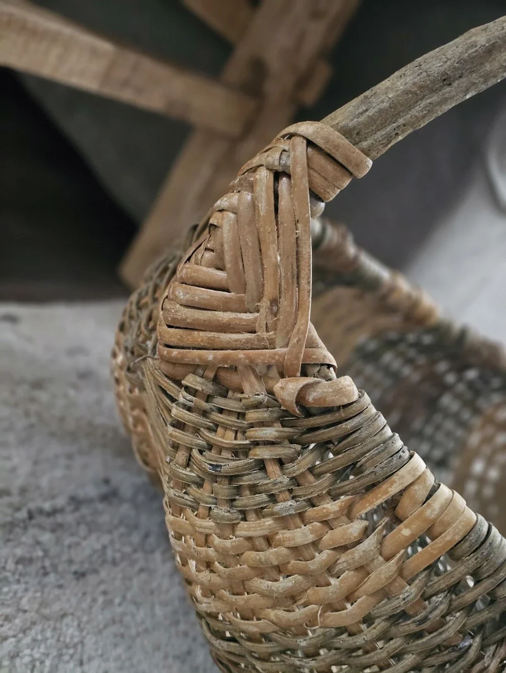 Vintage 1980s Gathering Butt Basket With Bentwood Handle